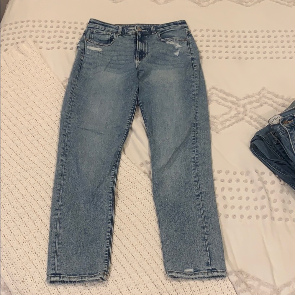 American Eagle Mom jeans